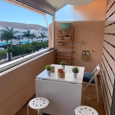 Cristianos En Residencial Seres Los Cristianos (Tenerife)