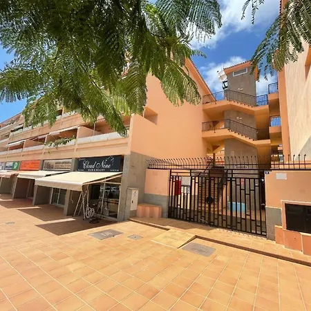 Daire Cristianos En Residencial Seres Los Cristianos (Tenerife)